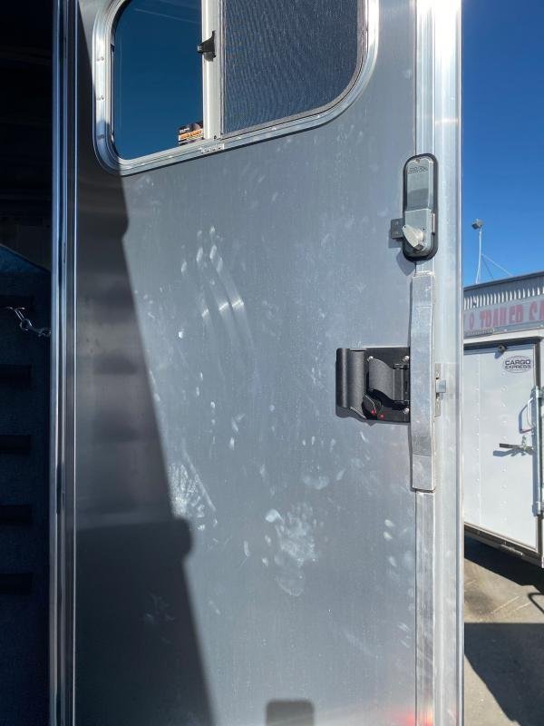 2021 Elite Trailers Slant Load 5 Horse Slant Load - Image 6