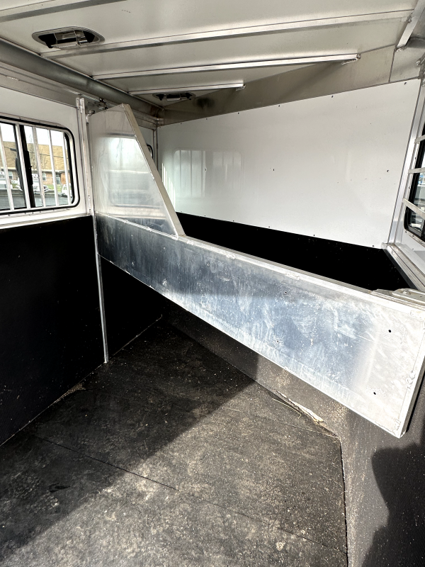 2021 Titan 2 Horse Trailer - Image 7