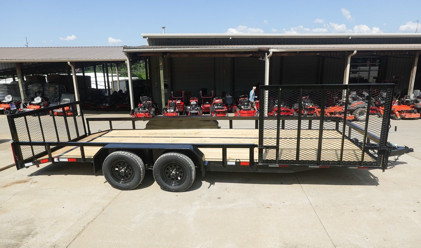 7x20 Dovetail Utility Trailer with Side Gate (2) 3,500lb Axles - Image 4