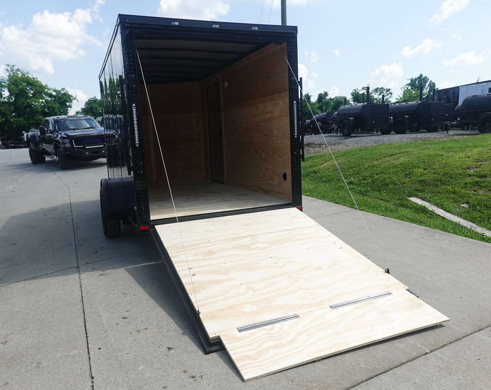 6x12 Enclosed Trailer Black - Image 10