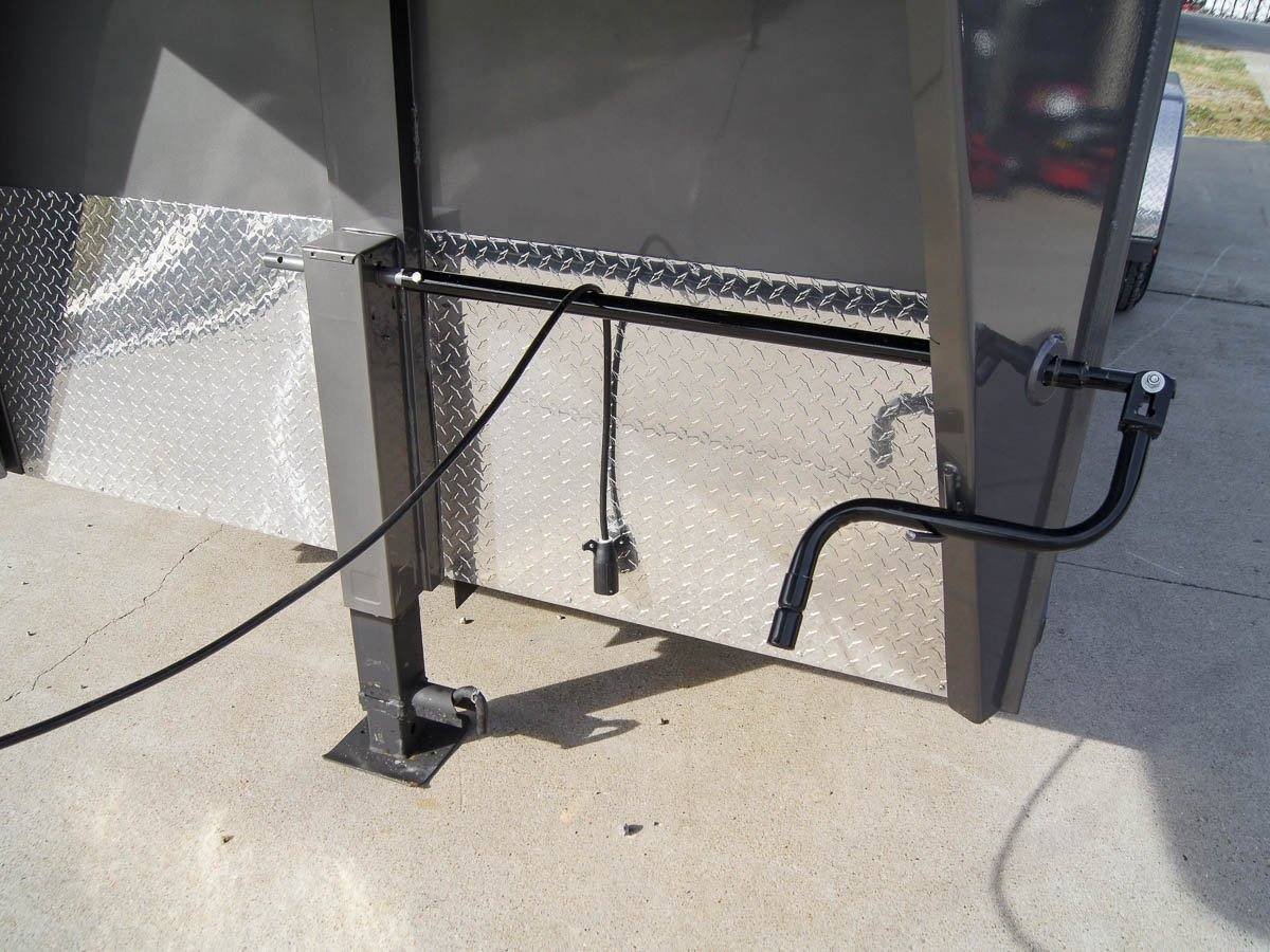 20ft Charcoal Gooseneck Livestock Cattle Trailer - Image 12