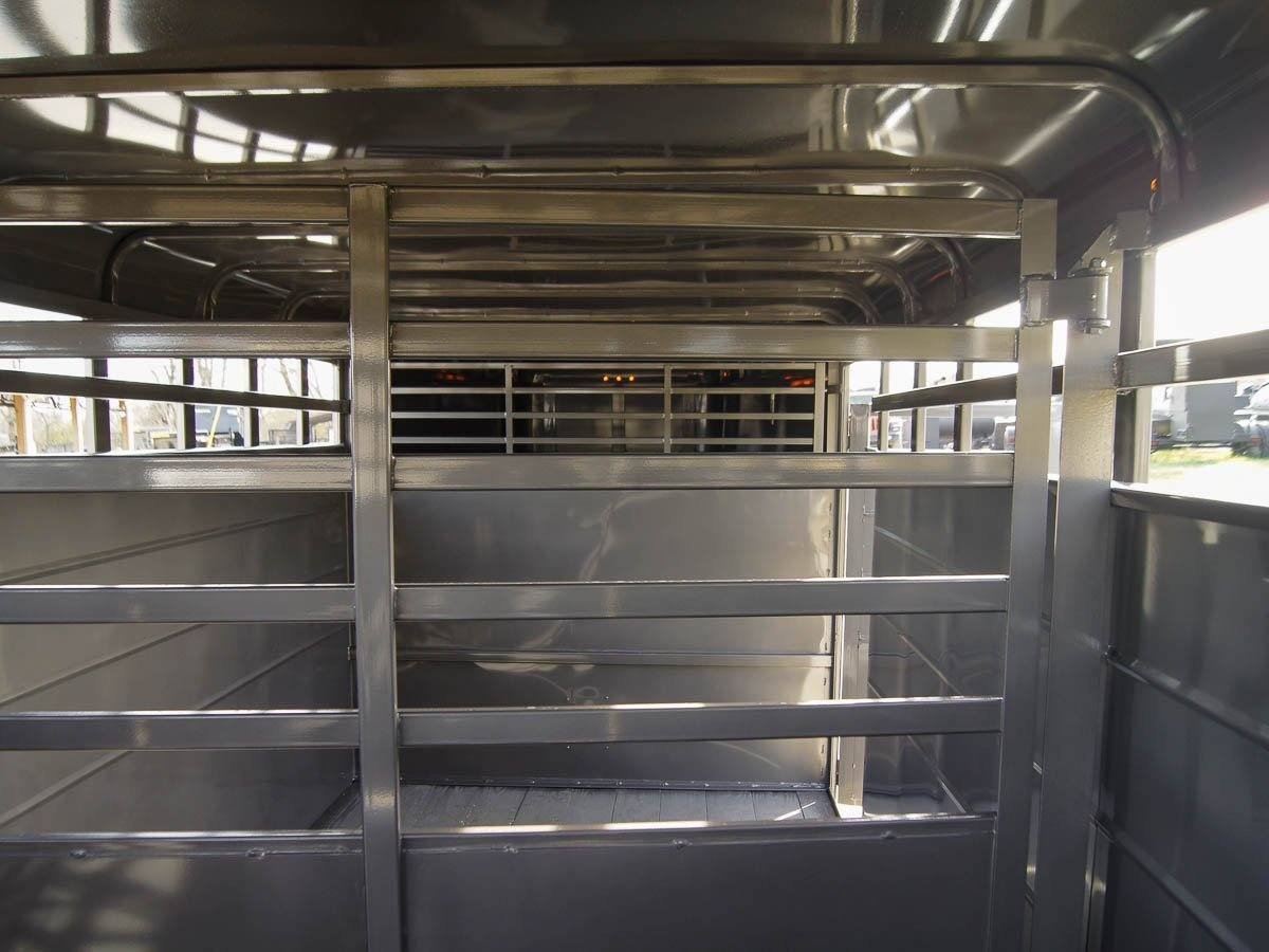 20ft Charcoal Gooseneck Livestock Cattle Trailer - Image 20