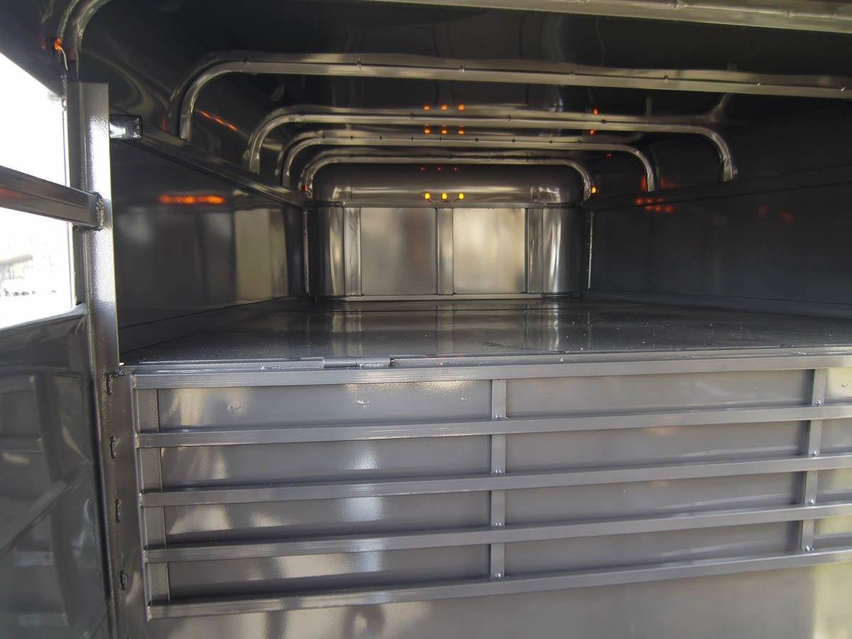 20ft Charcoal Gooseneck Livestock Cattle Trailer - Image 21