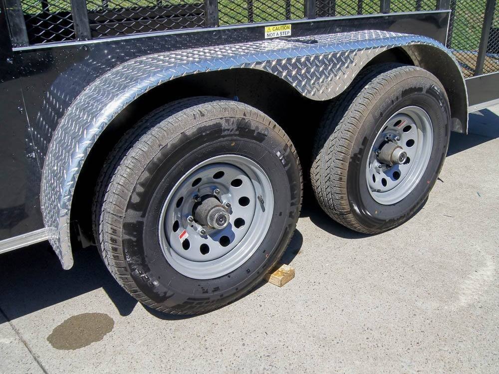 7x18 Hybrid Flat-Nose Enclosed Trailer with 4ft Mesh Deck Storage - Image 12