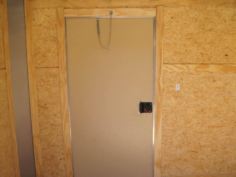 7x18 Hybrid Flat-Nose Enclosed Trailer with 4ft Mesh Deck Storage - Image 14